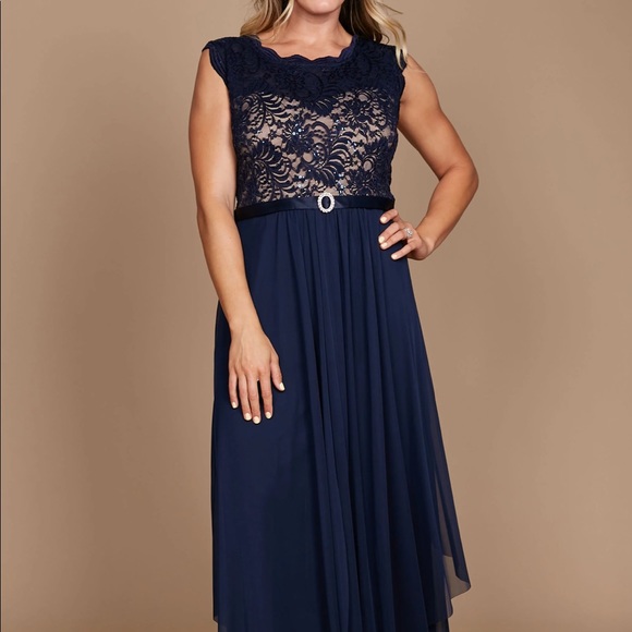 R&M Richards Long Formal Dress - Picture 2 of 5